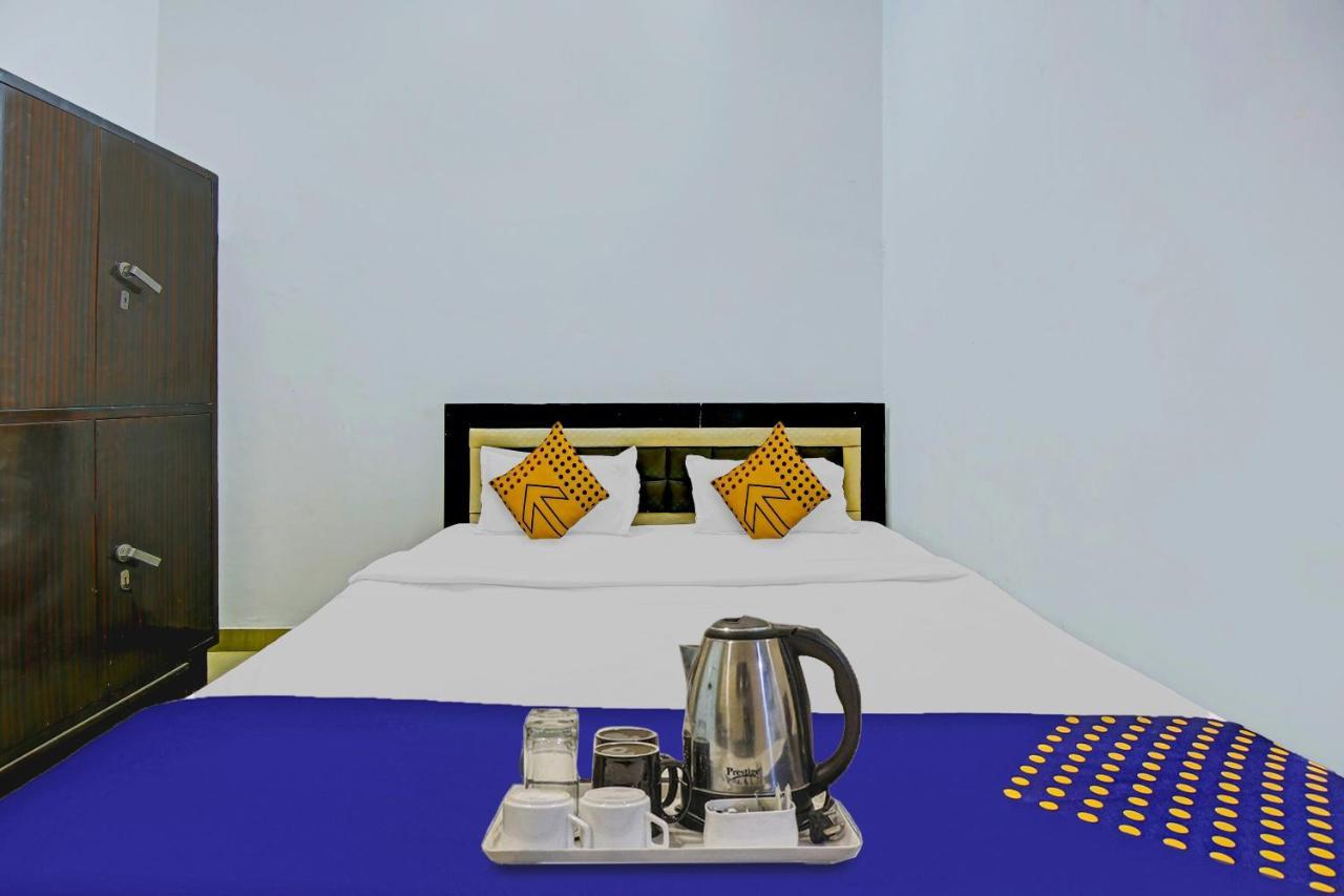 Spot On Shree Naman Guest House Sonipat Zewnętrze zdjęcie