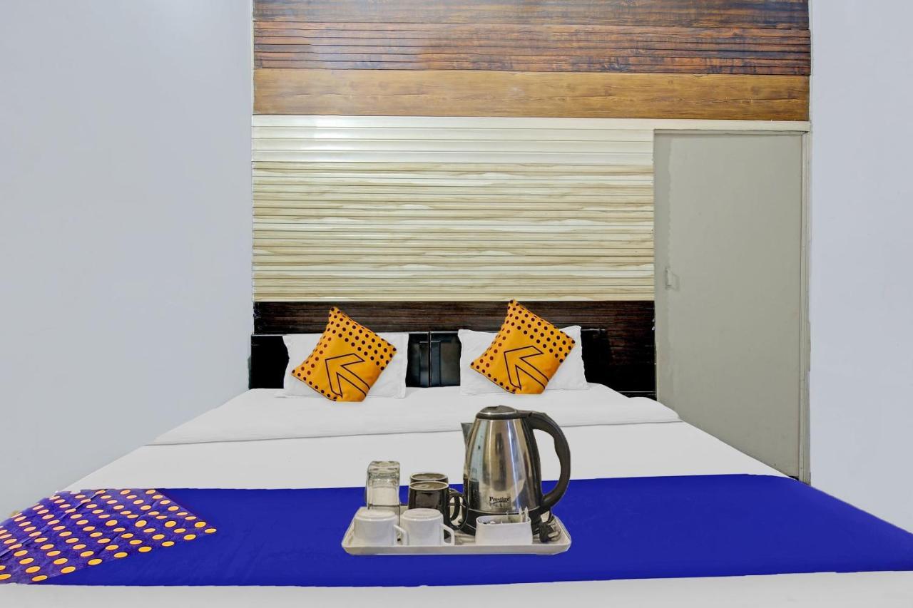 Spot On Shree Naman Guest House Sonipat Zewnętrze zdjęcie